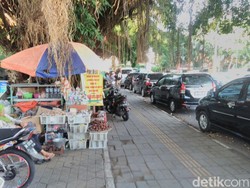 Tarif Parkir Nuthuk di Alun-alun, Wakil Walkot Yogya: Mereka Liar!