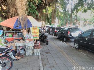 Dapat Parkir di Tempat Panas? Ini Tipsnya Biar Mobil Awet Dapat Parkir di Tempat Panas? Ini Tipsnya Biar Mobil Awet