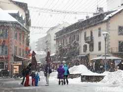 Oh Begini Rasanya... Hujan Salju di Pegunungan Alpen