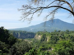 Tempat Paling Asyik Menikmati Bukittinggi