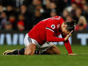 Setan Merah Kembali Terpeleset