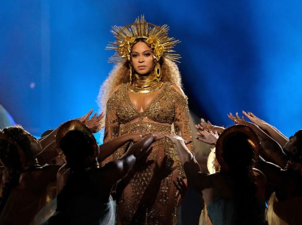 Gosip Beyonce Pemuja Setan