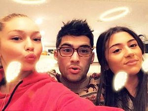 Makin Serius, Gigi Hadid dan Zayn Malik Rayakan Natal Bareng Keluarga