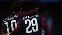 3. Paris Saint Germain. Qatar Sports Investments dan pemain-pemain mahal yang kini dipunya punya kontribusi besar atas solidnya kondisi finansial PSG saat ini. PSG dinilai bisa menjadi klub dengan kekuatan finansial terbesar, andai mereka pindah ke stadion yang lebih besar. (Catherine Ivill/Getty Images)