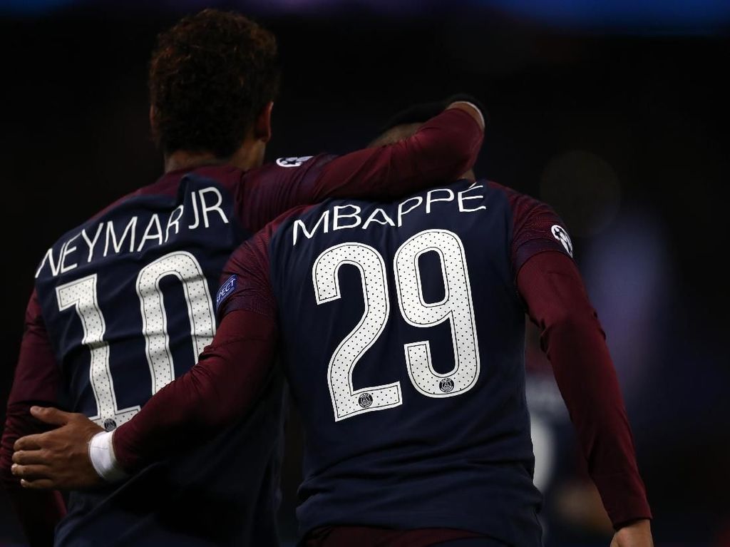 Neymar dan Mbappe Tak Akur? Neymar dan Mbappe Tak Akur?