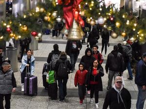Foto: Begini Bule-Bule di New York Kalau Mudik Natal