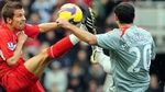 Salah Tulis Nama di Jersey: Beckam, Mascerano, Sampai Arnoutovic