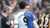 Santa Cruz jadi Satna Cruz. Di tahun 2009, Roque Santa Cruz sedang berseragam Blackburn Rovers untuk menghadapi Hull saat jersey yang ia kenakan berisikan typo. (Foto: Internet)