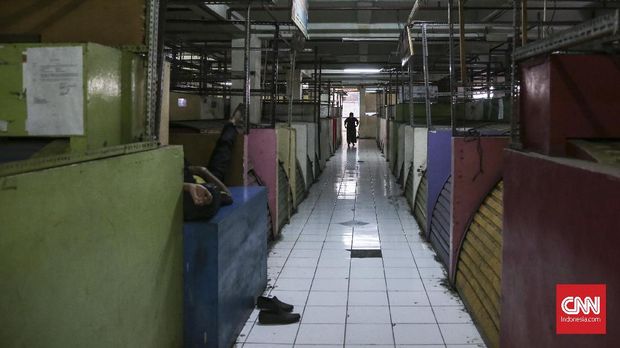 Bicarakan Relokasi, Sandiaga Undang Pedagang ke Balai Kota