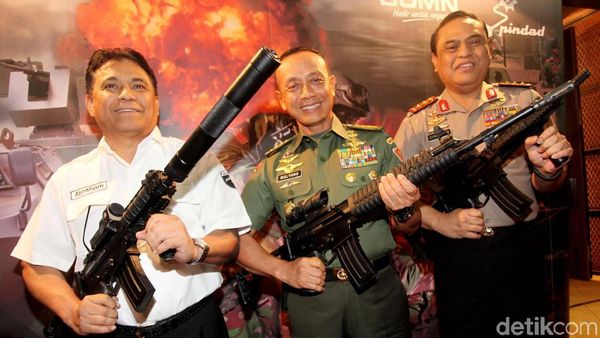 Kado Spesial dari Pindad untuk Kontingen TNI AD