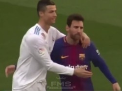 Messi lantas meminta maaf pada Ronaldo setelah tendangannya mengenai kepala pemain terbaik dunia itu. (Youtube @feelmystyle)