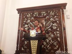 Saat Prasetyo Nyeletuk Dana Parpol ke Mendagri di Samping Anies