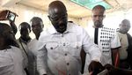 George Weah: Dari Lapangan Hijau ke Kursi Presiden Liberia