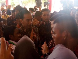 Tiba di BBPLK Bekasi, Jokowi Diserbu Muda-mudi untuk Berfoto
