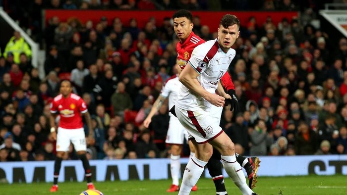 Dua Gol Lingard Selamatkan MU dari Kekalahan