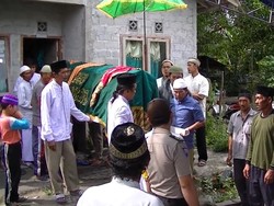 Polisi Periksa Saksi-saksi Kasus Anak Bacok Ibunya hingga Tewas