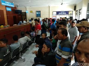 Samsat di Probolinggo Dijubeli Pemohon Penghapusan Denda Kendaraan