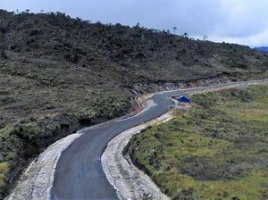 Pemerintah Kejar Penyelesaian 400 Km Trans Papua Hingga 2019 Pemerintah Kejar Penyelesaian 400 Km Trans Papua Hingga 2019