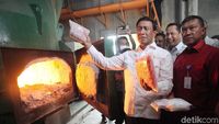 Buwas Ditemani Wiranto Musnahkan Barbuk Narkoba