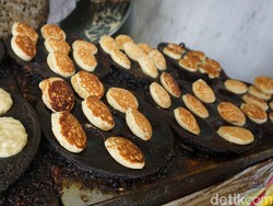 Jajan Enak Murah Meriah Kue Kamir Khas Yaman di Cililitan