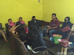 Razia Hotel di Solo Saat Siang Bolong, Polisi Ciduk 18 Orang
