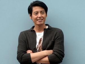Roger Danuarta Mualaf, Lagu Miliknya Hits Lagi Roger Danuarta Mualaf, Lagu Miliknya Hits Lagi