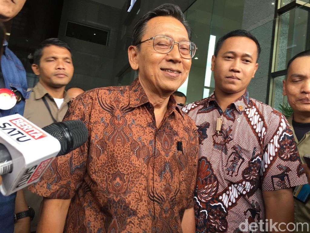 Boediono Bicara Century: Saya Berikan yang Terbaik Atasi Krisis Boediono Bicara Century: Saya Berikan yang Terbaik Atasi Krisis