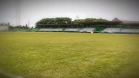 Direktur Utama Persija, Gede Widiade, sempat mengatakan bahwa mereka menjadikan Stadion Singaperbangsa sebagai alternatif kandang musim depan. (dok. Youtube)
