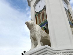 Begini Penampakan Patung Maung Bandung Mirip Anjing Laut