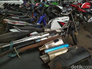 Puluhan Motor Berknalpot Brong Diamankan Polisi