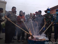 Jelang Akhir Tahun, Polres Cirebon Musnahkan Narkoba