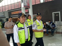 Kemenhub Cek Penerbangan Jelang Libur Tahun Baru di Bandara Cengkareng