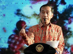 Jokowi Dukung Susi Tenggelamkan Kapal, Tapi... Jokowi Dukung Susi Tenggelamkan Kapal, Tapi...