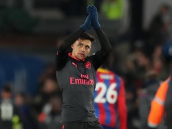 Masa depan Alexis Sanchez di Arsenal juga ramai dispekulasikan, dengan Manchester City kabarnya siap kembali mendekati pemain internasional Chile tersebut di bursa musim dingin. (Foto: Catherine Ivill/Getty Images)