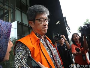 Anang Sugiana Mengaku Bersalah di Kasus Korupsi e-KTP Anang Sugiana Mengaku Bersalah di Kasus Korupsi e-KTP