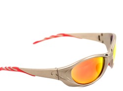 Bikin Tidur Nyenyak, Kacamata Ini Kurangi Dampak Buruk Smartphone