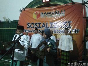 Panwas Gandeng Santri di Probolinggo Awasi Pilkada Serentak