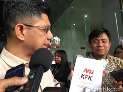 Buku Aku KPK Jadi Sejarah Perjalanan 14 Tahun KPK