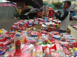 Isu Difteri Nyebar Lewat Terompet, Pedagang: Enggak Pernah Dengar