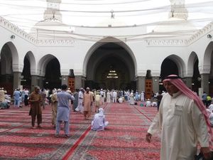 Mengunjungi Masjid Pertama yang Dibangun Nabi Muhammad