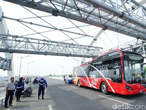 Ini Kecanggihan Suroboyo Bus yang akan Beroperasi di Surabaya