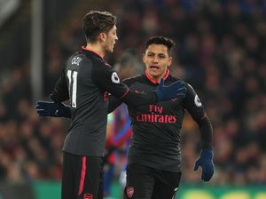 Wenger: Pemain Top Lain Akan Datang jika Oezil atau Sanchez Pergi