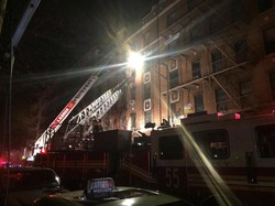 Kebakaran Hebat di Apartemen New York, 12 Orang Tewas