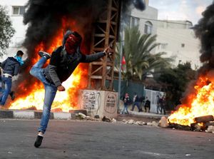 Palestina-Israel Masih Memanas di Tepi Barat Palestina-Israel Masih Memanas di Tepi Barat