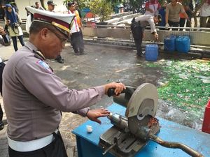 Knalpot Brong di Trenggalek Dimusnahkan, Dipotong Mesin Gerinda