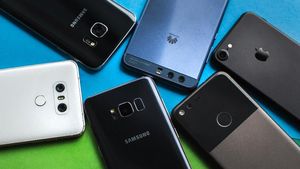Ponsel Anyar Paling Mencuri Perhatian di MWC 2018