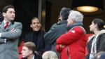 Foto: Nonton di Anfield, Van Dijk Disuguhi Blunder Pertahanan Liverpool