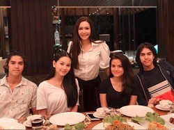 Dikabarkan Putus, El Liburan Bareng Marsha Aruan