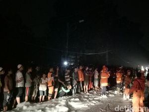 Kebakaran di SPBU Jagakarsa, Polisi Amankan Sopir Truk Tangki Kebakaran di SPBU Jagakarsa, Polisi Amankan Sopir Truk Tangki