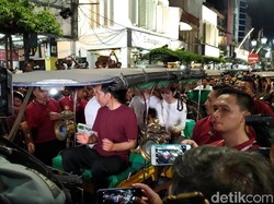 Jokowi Naik Andong, Malioboro Dipadati warga yang Penasaran